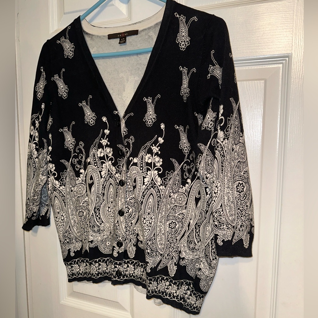 Fever Sweater Large Women's Cardigan Black & White Paisley Floral Cotton Blend